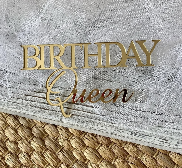 Topper na tort BIRTHDAY Queen 12*6,5 cm plexi złote 