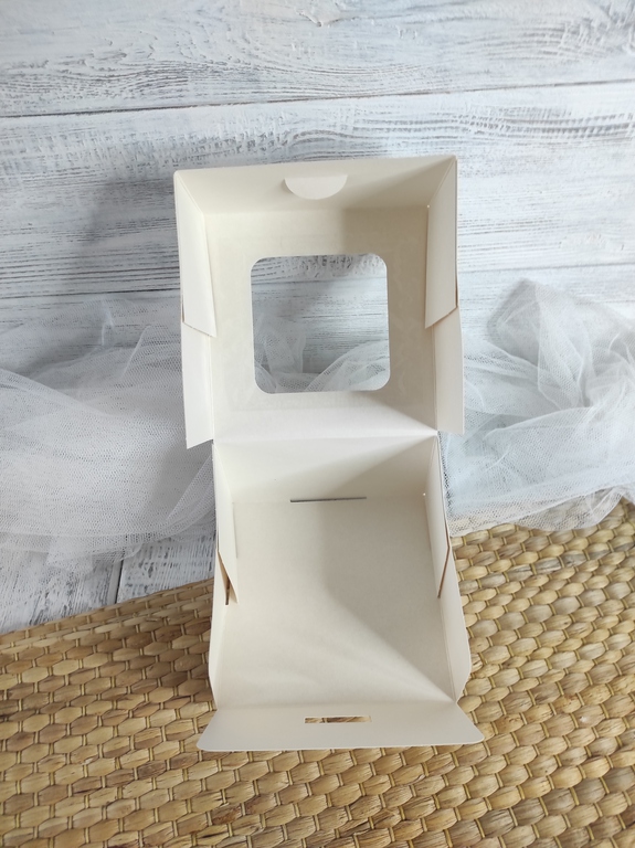 Pudełko białe z okienkiem 13x13x7 cm na bento tort 10 szt (3)