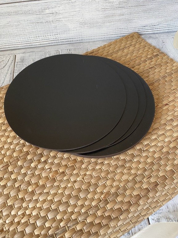 Kopia - Podkłady pod tort okrągłe 22 cm czarna HDF 5 szt (2)