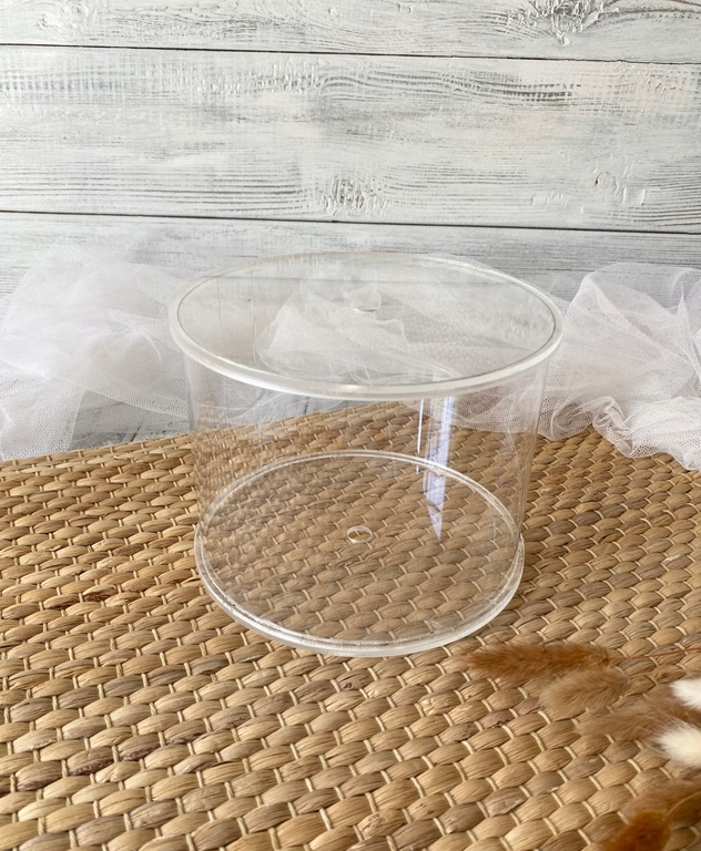 Pudełko na kwiaty. Separator na tort średnica 16 cm Plexi (2)