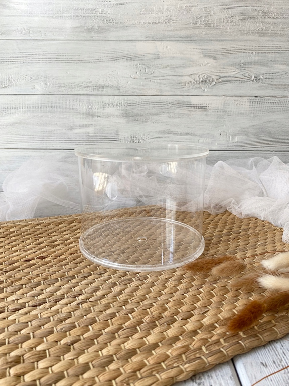 Pudełko na kwiaty. Separator na tort średnica 16 cm Plexi (5)
